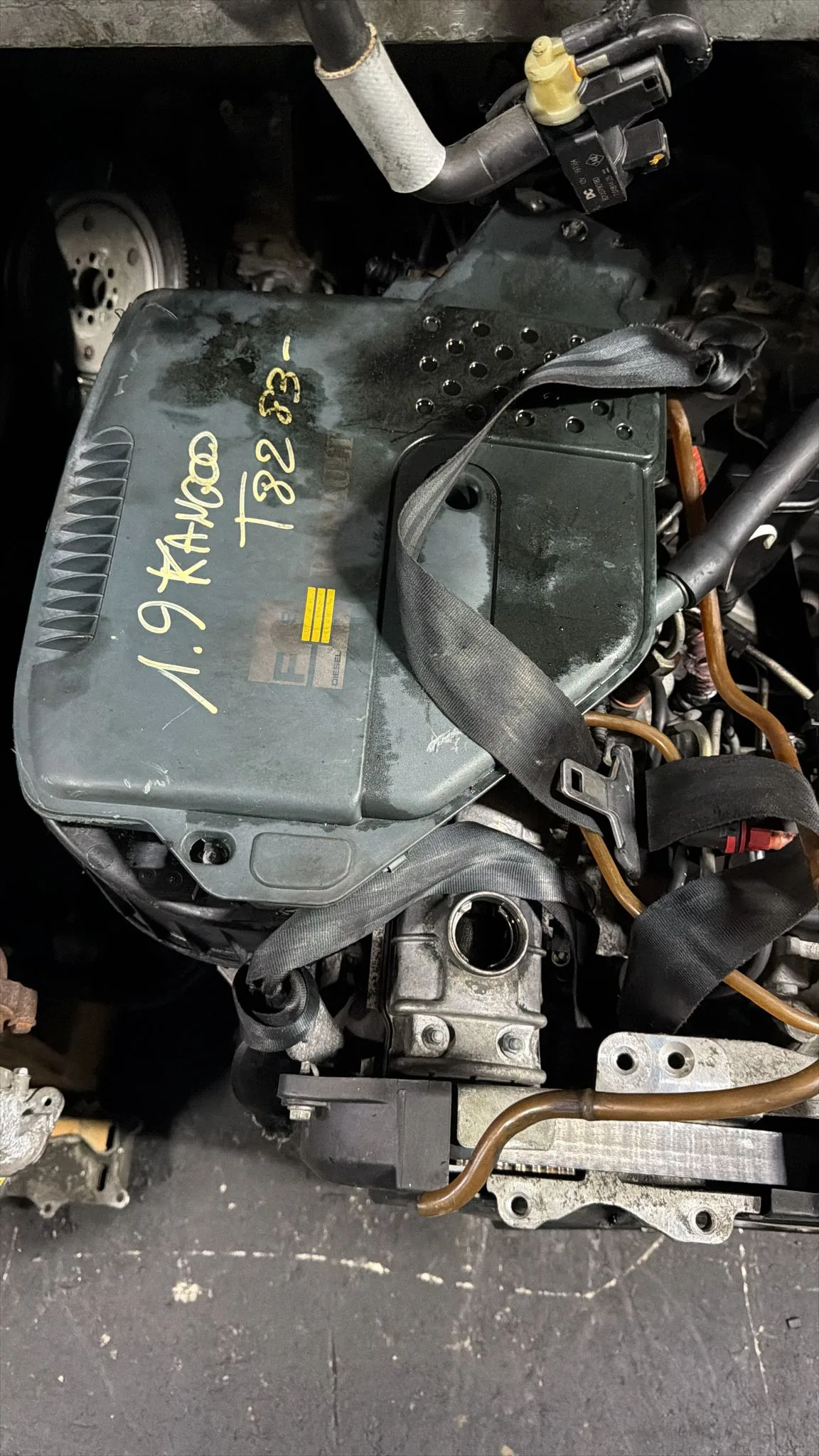 Renault Kangoo 1.9 DTI Çıkma Motor — Renault 1.9 DTI motor görseli