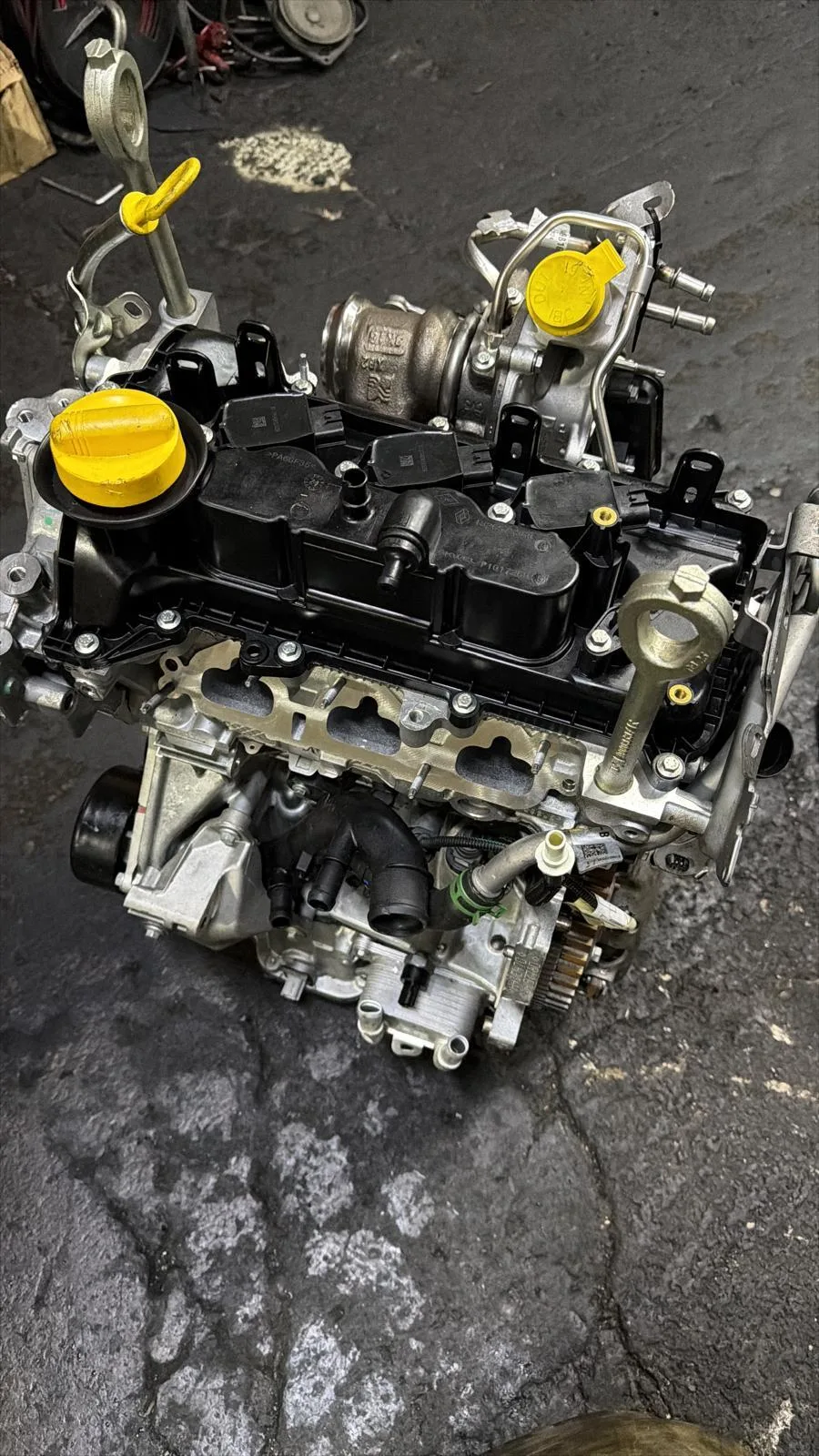 Renault 1.0 TCE Turbo Çıkma Motor motor görseli 2