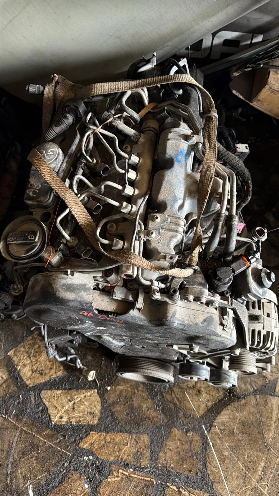 Volkswagen CAH 2.0 TDI Çıkma Motor — VW CAH 2.0 TDI motor görseli